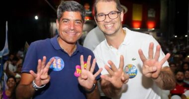 Artigo: Amigos apontam afastamento do prefeito de Teixeira de Freitas de ACM Neto