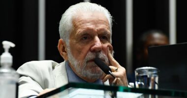 Artigo: Após Otto, Wagner diz que PEC da Blindagem será derrubada pelo Senado