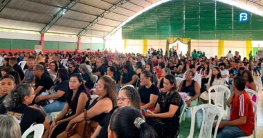 Artigo: Descaso com a educação: prefeito de Buritirama entra na Justiça para anular Plano de Carreira dos Professores