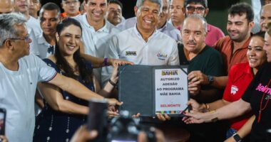 Artigo: Cláudio Cajado cola em Jerônimo durante agenda e confirma retorno do PP à base do governo