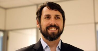 Artigo: Pasta de Sidônio ganha reforço de ex-diretor de emissora baiana