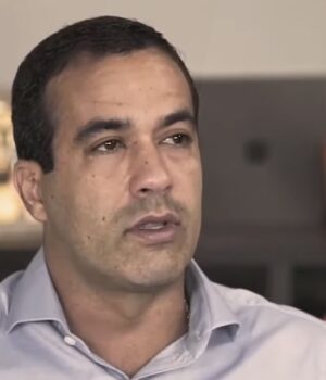 Artigo: Bruno Reis mente ao dizer que não pode vetar aumento do ônibus em Salvador