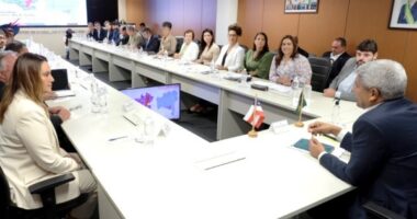 Artigo: Jerônimo continua conversa com gestores e recebe prefeita do União Brasil