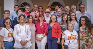 Artigo: Em ato inédito, Jerônimo Rodrigues recebe Centrais Sindicais para almoço em Ondina