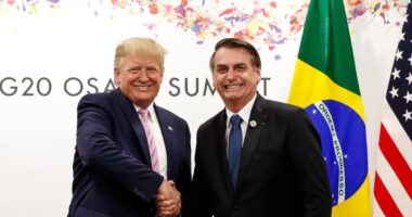 Artigo: Trump cita Bolsonaro ao impor medida inédita contra Alexandre de Moraes