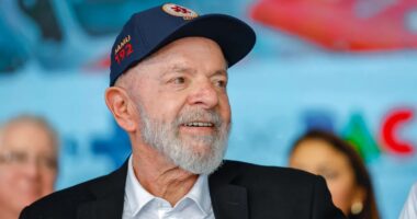 Artigo: Atlas-Bloomberg: Lula lidera com folga contra nomes da direita para 2026