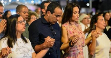 Artigo: Bruno Reis é vaiado após ser anunciado durante missa em Salvador