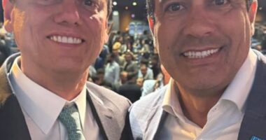 Artigo: Em Brasília, Bruno Reis tieta Tarcísio em evento