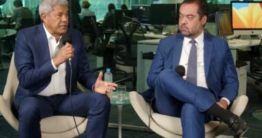 Artigo: Ao lado de bolsonarista, Jerônimo diz que 8 de janeiro foi “desrespeito à democracia”