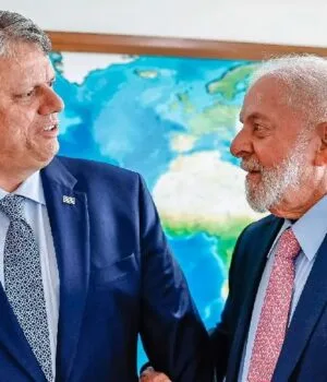 Artigo: Na Bahia, Lula chega a 65% contra Caiado e 63% contra Tarcísio