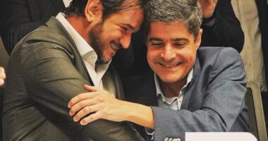 Artigo: A Tarde: irritados com Neto e Rueda, deputados preparam debandada do União Brasil