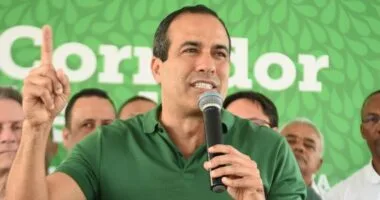 Artigo: Além de torrada, Prefeitura de Salvador da bolacha a crianças da rede municipal