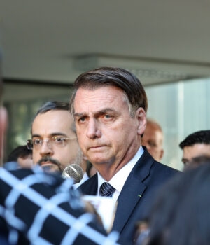 Artigo: TCU aponta alta de mais de 50% em gastos com cartão corporativo no governo Bolsonaro