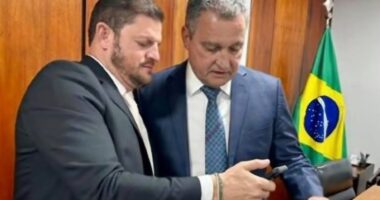 Artigo: Após suposto encontro com ACM Neto, Quinho reposta texto que o coloca ao lado de Rui