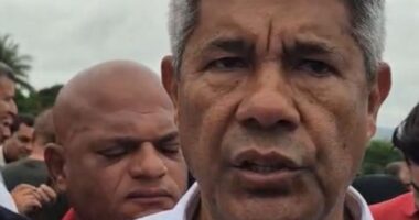 Artigo: Governador Jerônimo está ao lado dos prefeitos no enfrentamento das fortes chuvas