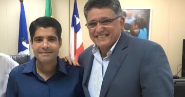 Artigo: Prefeito de Porto Seguro articula reunião entre ACM Neto e presidente do PL