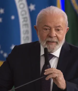 Artigo: O Globo aponta vantagem de Lula na divisão de apoio de governadores para presidência