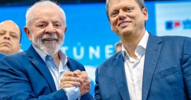 Artigo: Pesquisa mostra Lula na frente no 1º turno e empate com Tarcísio no 2º