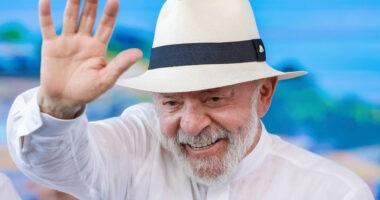 Artigo: Lula fica à frente, mas tem empate técnico no segundo turno contra Flávio, diz pesquisa