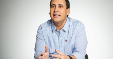 Artigo: ”Coronel é jornal de ontem, assunto superado” afirma Éden Valadares