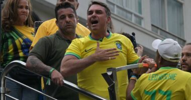 Artigo: Petista vai ao TSE e acusa Flávio de campanha antecipada em manifestação