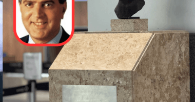 Artigo: Busto de Luís Eduardo Magalhães é instalado no saguão do Aeroporto de Salvador