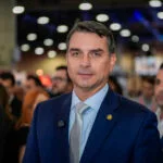 Artigo: CNN Brasil: aliados temem que “nova Zambelli” possa prejudicar campanha de Flávio Bolsonaro