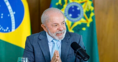 Artigo: Para sindicalistas, Lula chama Bolsonaro “a coisa” que veio depois de Temer