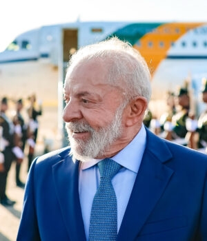 Artigo: Defesa de Lula pelo fim da escala 6×1 ganha destaque em jornal internacional