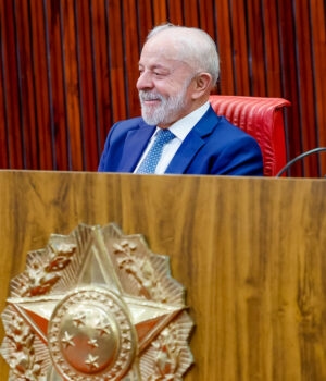 Artigo: Quaest mostra melhora na avaliação de Lula e redução da desaprovação