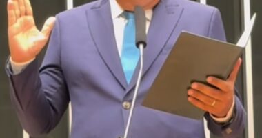 Artigo: Jorge Araújo diz que aplicativo travou e fica fora de votação da escala 6×1