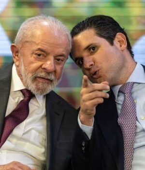 Artigo: Governo recebe apoio de Hugo Motta caso adote reciprocidade contra os EUA