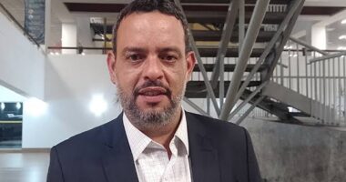 Artigo: Lucas Reis exalta inauguração de estação do VLT e diz que oposição está “no desespero”