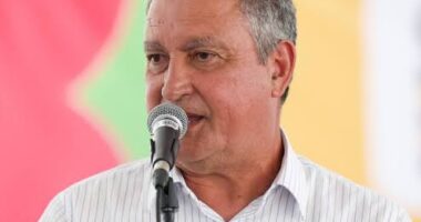 Artigo: Líder de pesquisa para o Senado, Rui Costa vira alvo de fake news da oposição