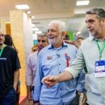 Artigo: Wagner destaca estabilidade da democracia sob governos de Lula e Jerônimo