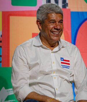 Artigo: Em plenária na Lapa, Jerônimo Rodrigues destaca união entre governos e prefeitos