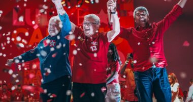 Artigo: Luiz Caetano projeta vitória de Lula e Jerônimo no primeiro turno na Bahia