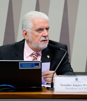Artigo: Wagner afirma que Jerônimo se manteve seguro no debate; e critica ‘chapa anti-Lula’ de ACM Neto