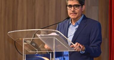 Artigo: TRE-BA considera montagem de ACM Neto com Lula fake news e aplica multa