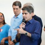 Artigo: ACM Neto fica em silêncio após aliado invadir e agredir estudantes da UFBA