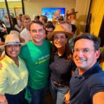 Artigo: Flávio Bolsonaro reforça apoio a Rebeca Martins para a ALBA e dobradinha com Roberta Roma
