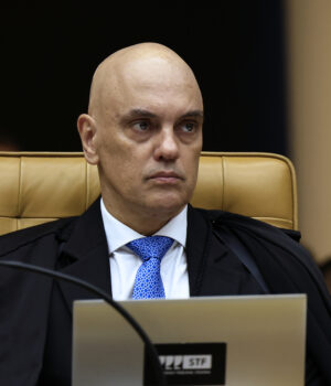 Artigo: Alexandre de Moraes diz que acusações sobre Banco Master têm motivação político-eleitoral