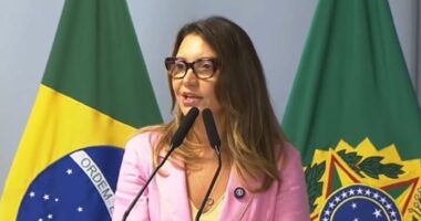Artigo: Janja cita saída de apoiadores de Lula e diz que Santa Catarina e detona bolsonarismo; “semente do mal”