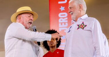 Artigo: Jaques Wagner diz que Lula está “ladeira acima” e defende vitória no primeiro turno
