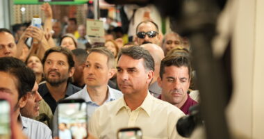 Artigo: PF investiga possível ligação de Flávio Bolsonaro a esquema de lavagem de dinheiro