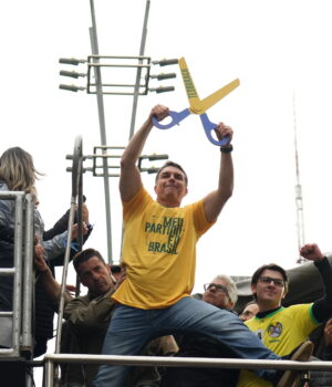 Artigo: Dieese diz que cortes de Flávio podem gerar perda de empregos e recuo do PIB brasileiro