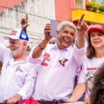Artigo: Após escândalo de dinheiro em jato, Jerônimo desafia ACM Neto a abrir sigilo bancário