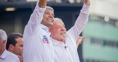 Artigo: Na Bahia, Lula venceu em 413 municípios contra quatro de Flávio Bolsonaro