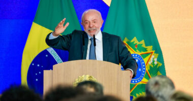 Artigo: O Globo: Lula se sente traído por Nunes Marques e vê favorecimento a Flávio Bolsonaro